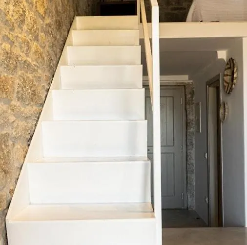 Ήσυχο Κυκλαδίτικο Πέτρινο Total Stone N1 * Mykonos Town
